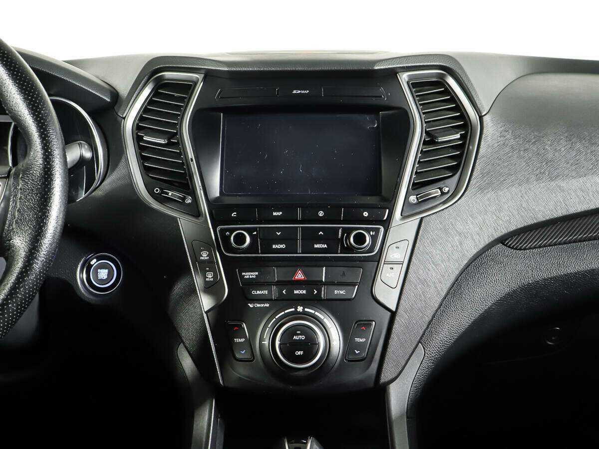 Hyundai Santa Fe с пробегом — 2016 год. Фото: #12