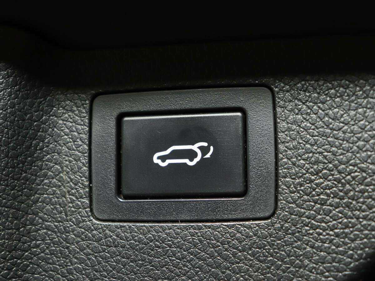 Hyundai Santa Fe с пробегом — 2016 год. Фото: #26