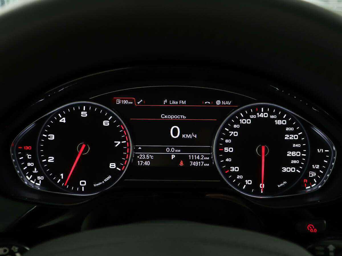 Audi A8 с пробегом — 2016 год. Фото: #14