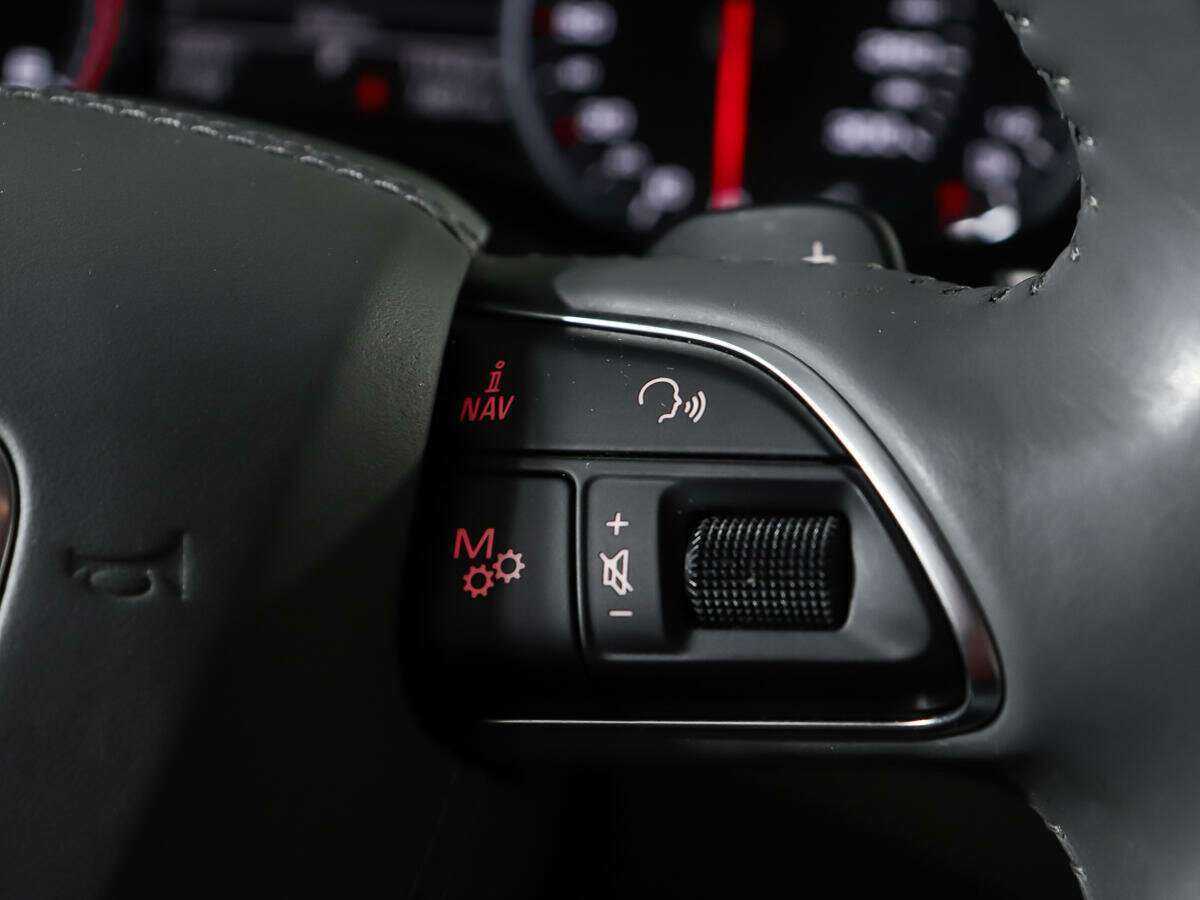 Audi A8 с пробегом — 2016 год. Фото: #20