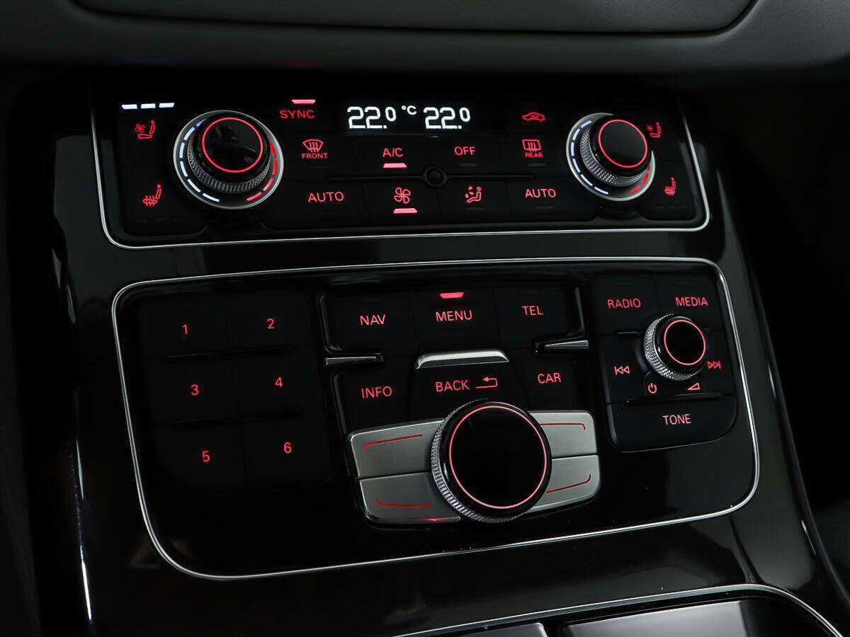 Audi A8 с пробегом — 2016 год. Фото: #22