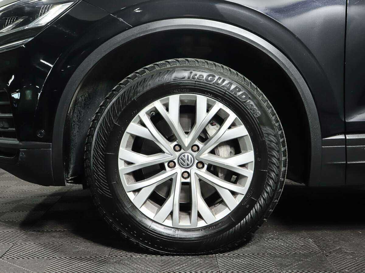 Volkswagen Touareg с пробегом — 2019 год. Фото: #30