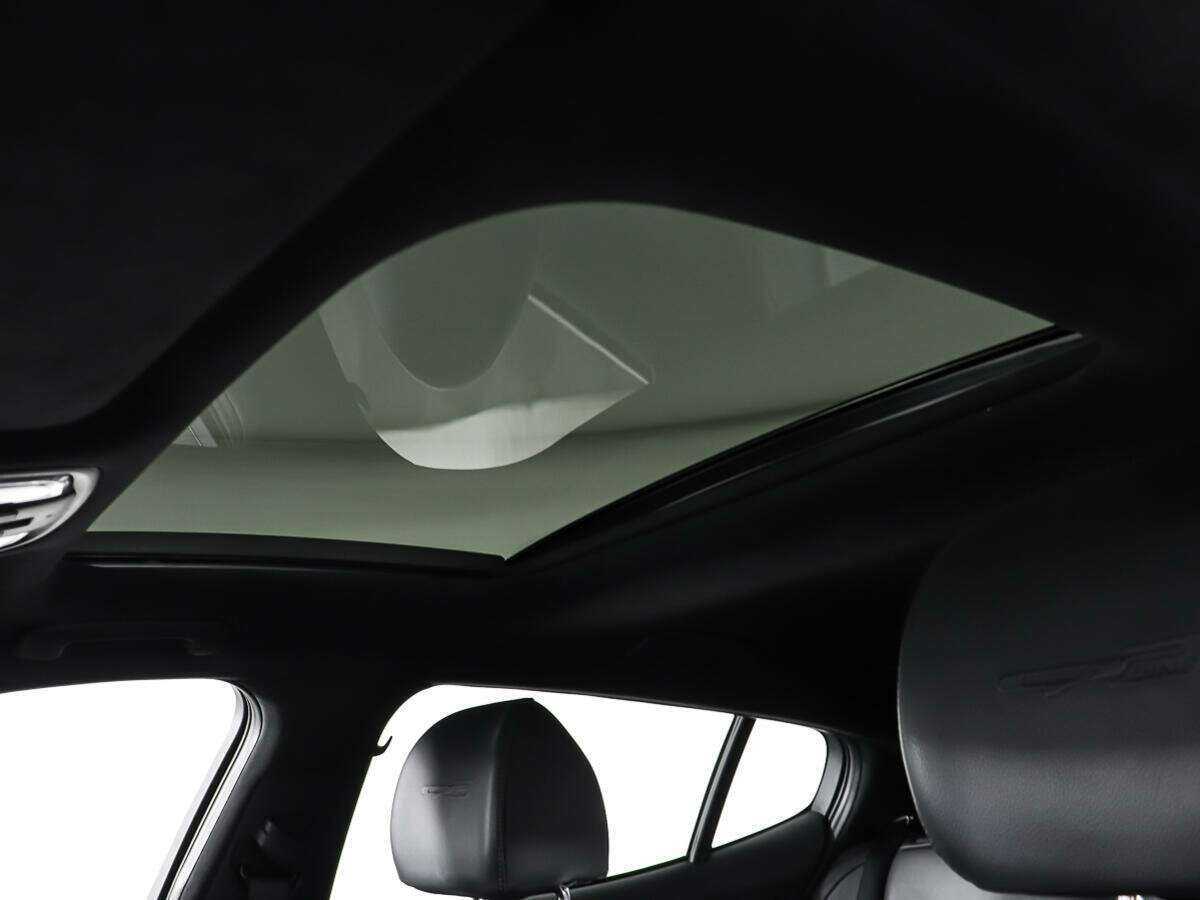 Kia Stinger с пробегом — 2018 год. Фото: #19