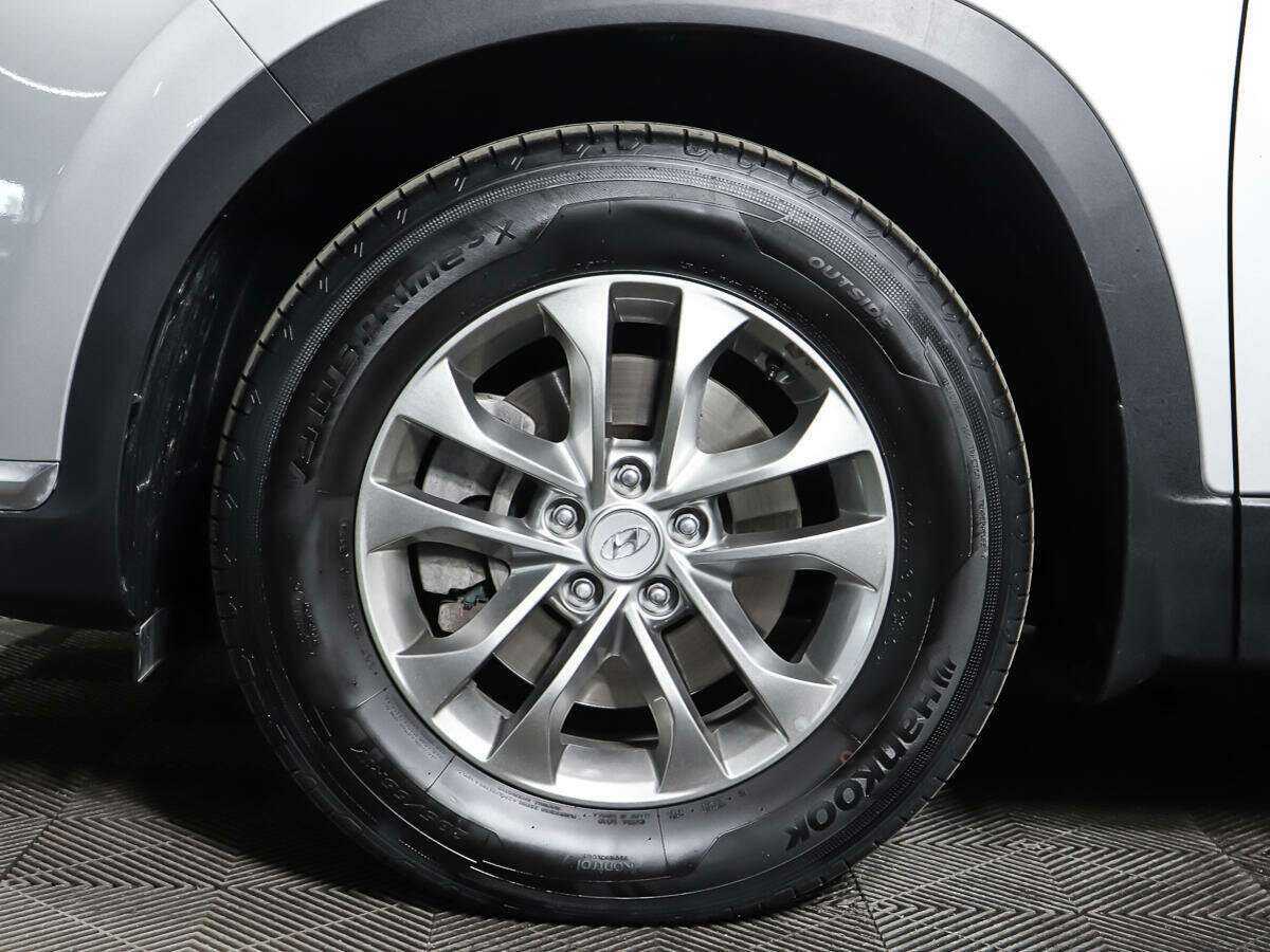 Hyundai Santa Fe с пробегом — 2022 год. Фото: #20