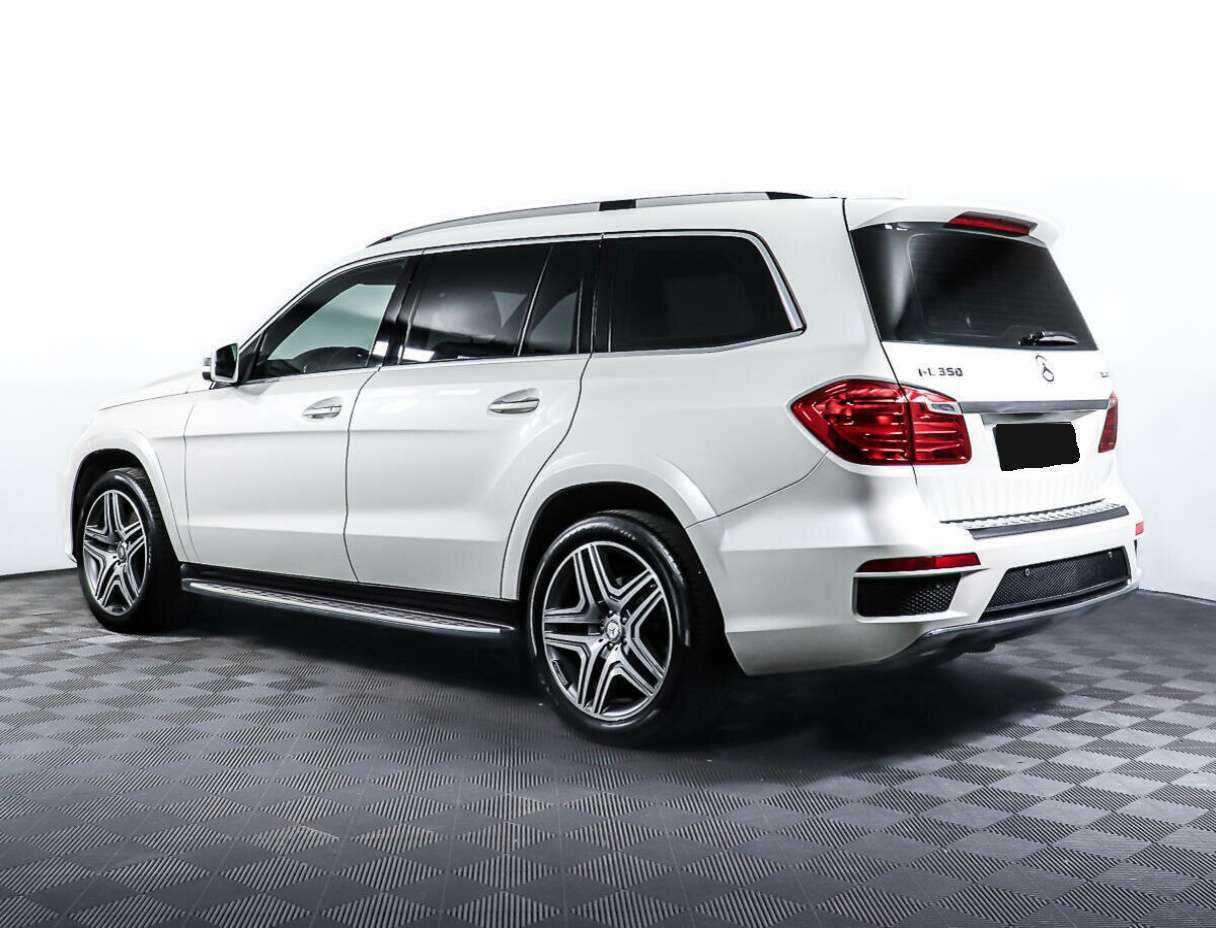 Mercedes-Benz GL-Класс с пробегом — 2015 год. Фото: #6