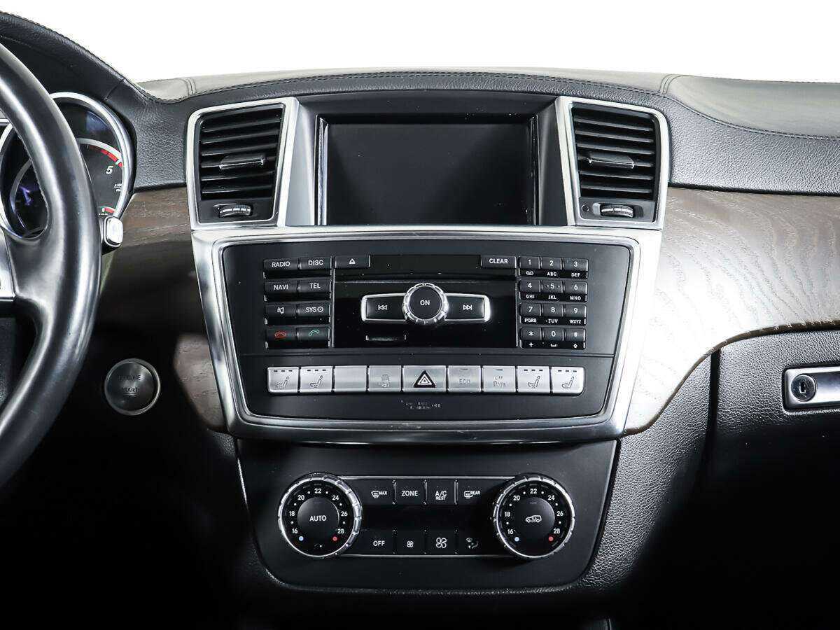 Mercedes-Benz GL-Класс с пробегом — 2015 год. Фото: #14