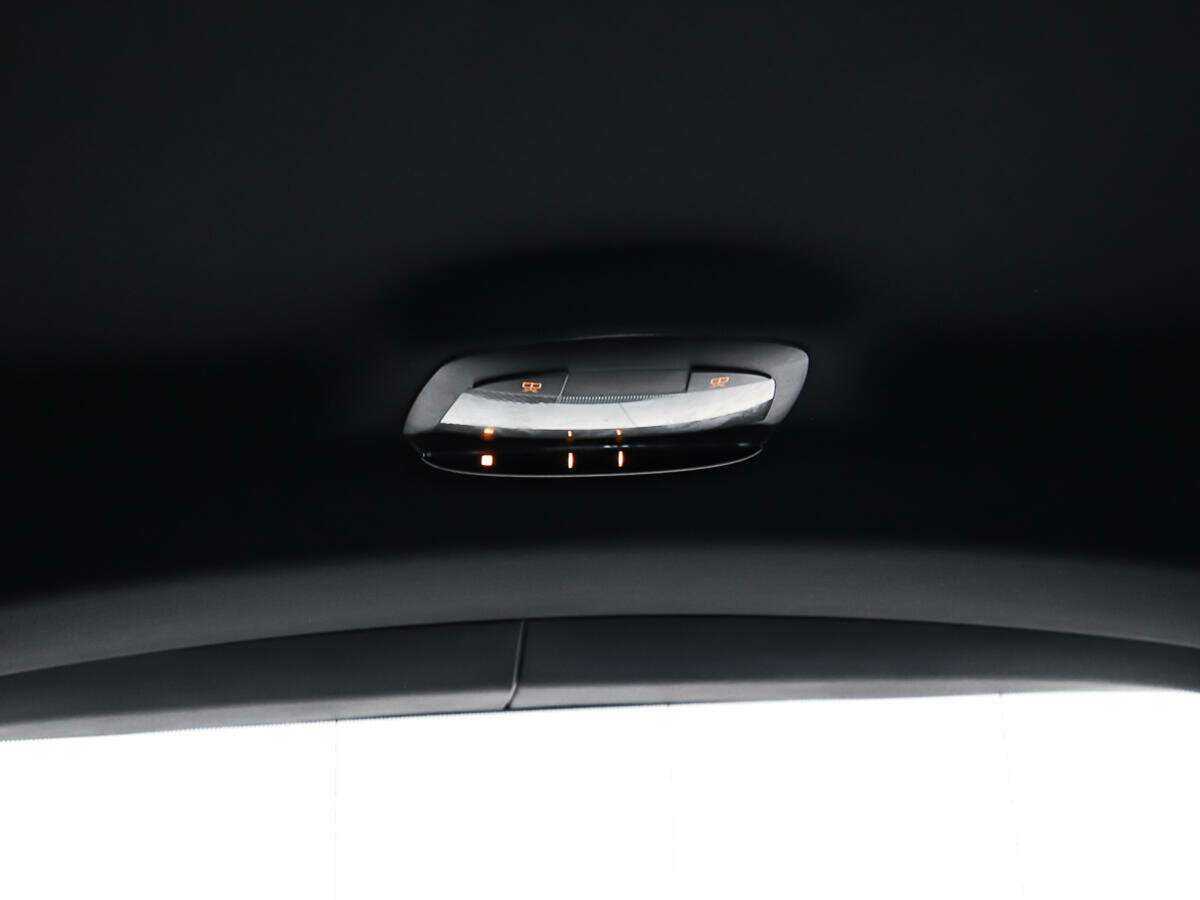 Mercedes-Benz GL-Класс с пробегом — 2015 год. Фото: #20