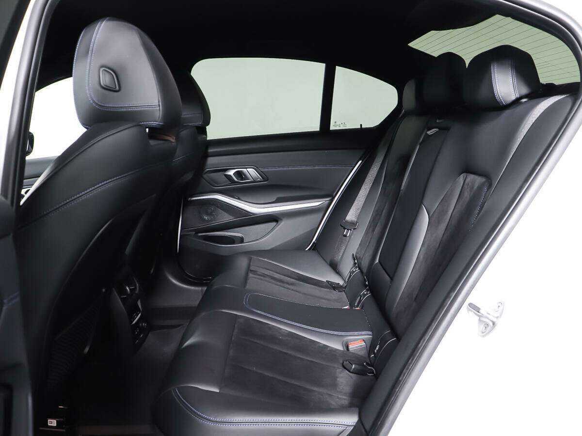 BMW 3 серии с пробегом — 2019 год. Фото: #9