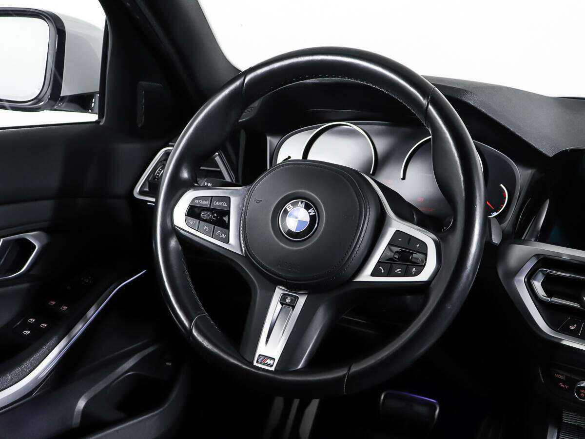 BMW 3 серии с пробегом — 2019 год. Фото: #16
