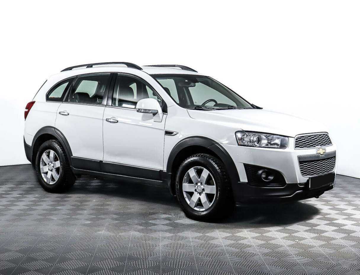 Chevrolet Captiva с пробегом — 2014 год. Фото: #2