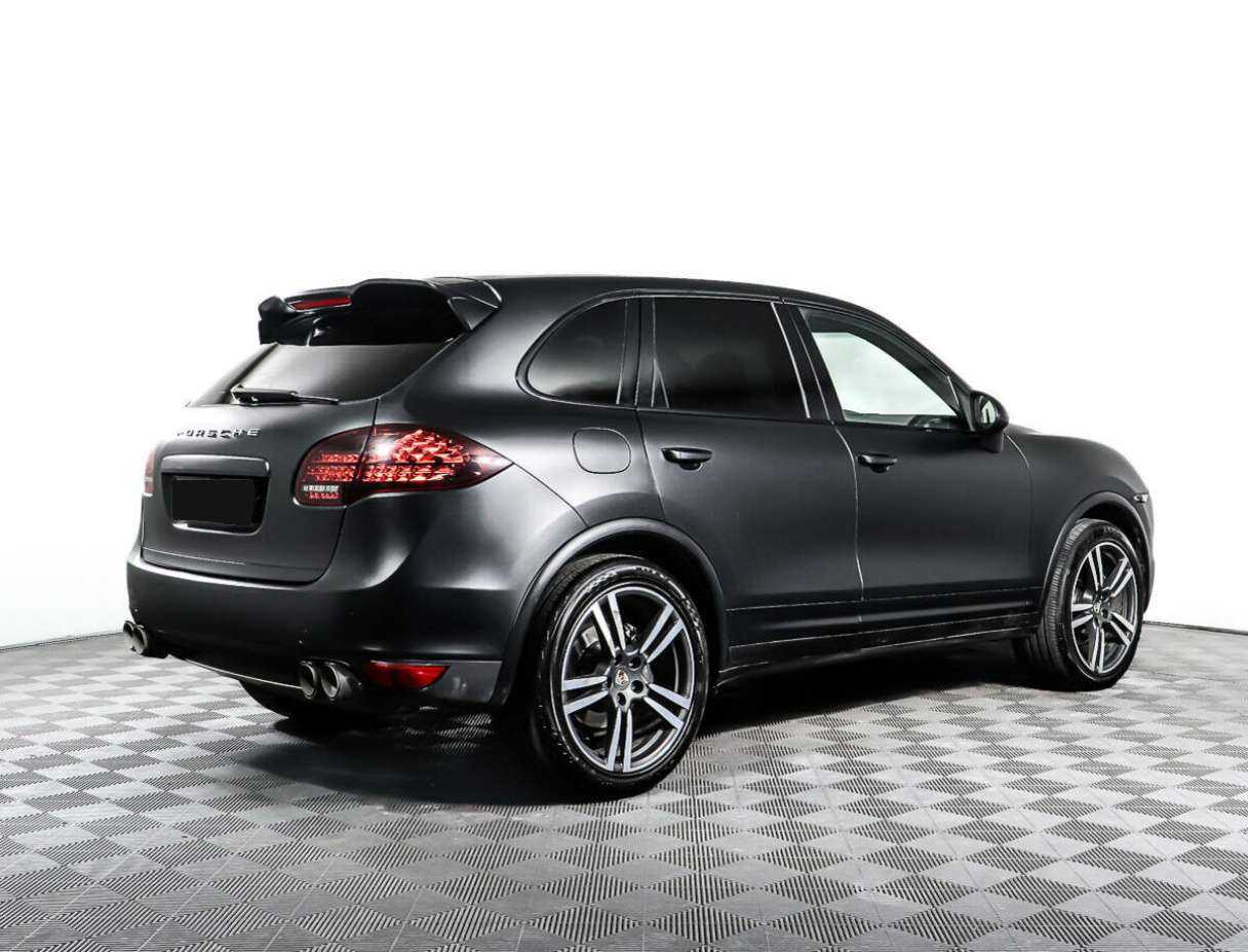 Porsche Cayenne с пробегом — 2012 год. Фото: #4