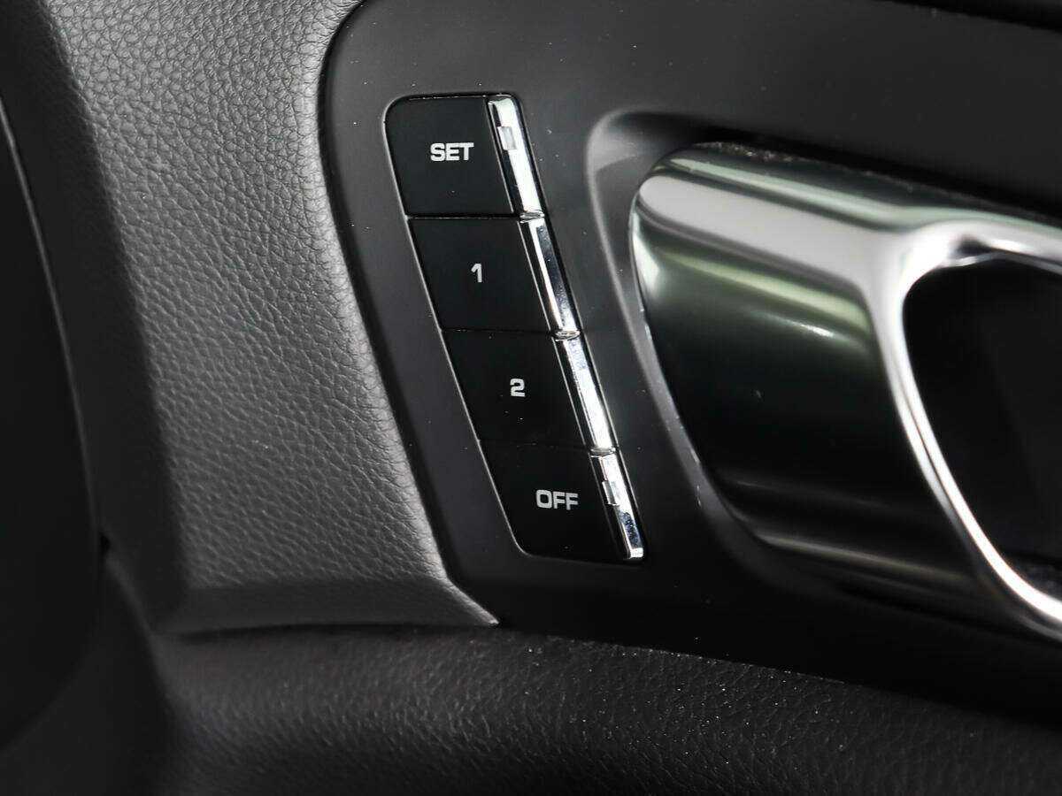 Porsche Cayenne с пробегом — 2012 год. Фото: #16