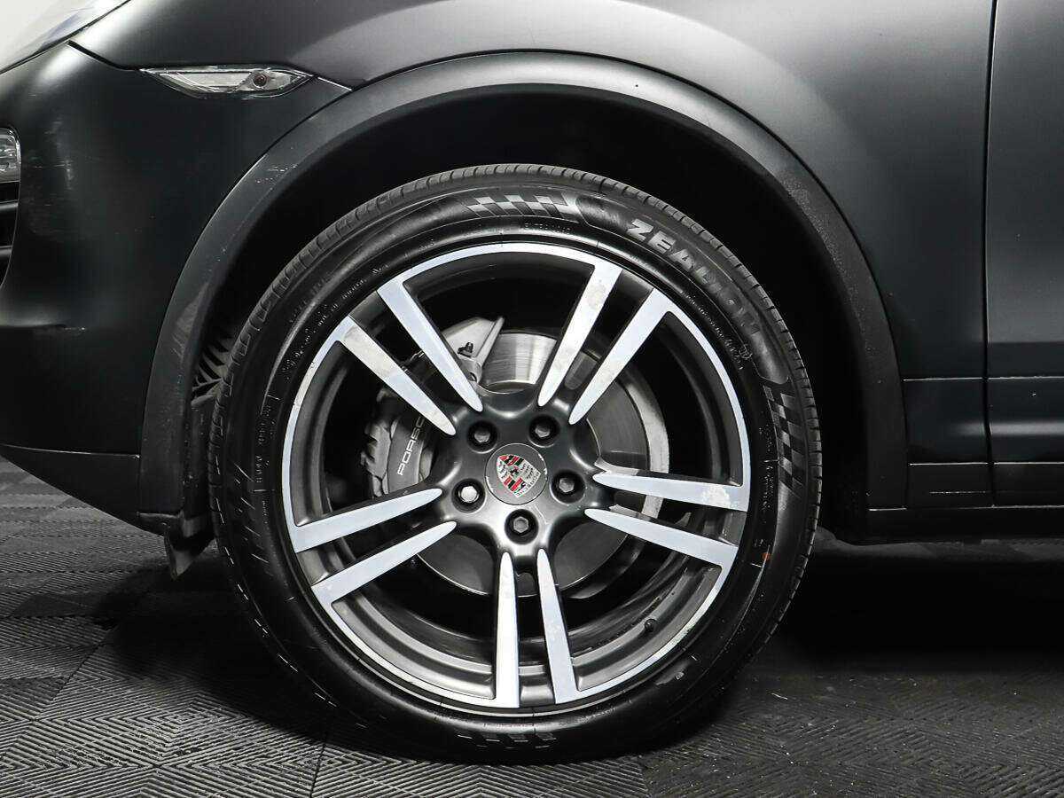 Porsche Cayenne с пробегом — 2012 год. Фото: #25