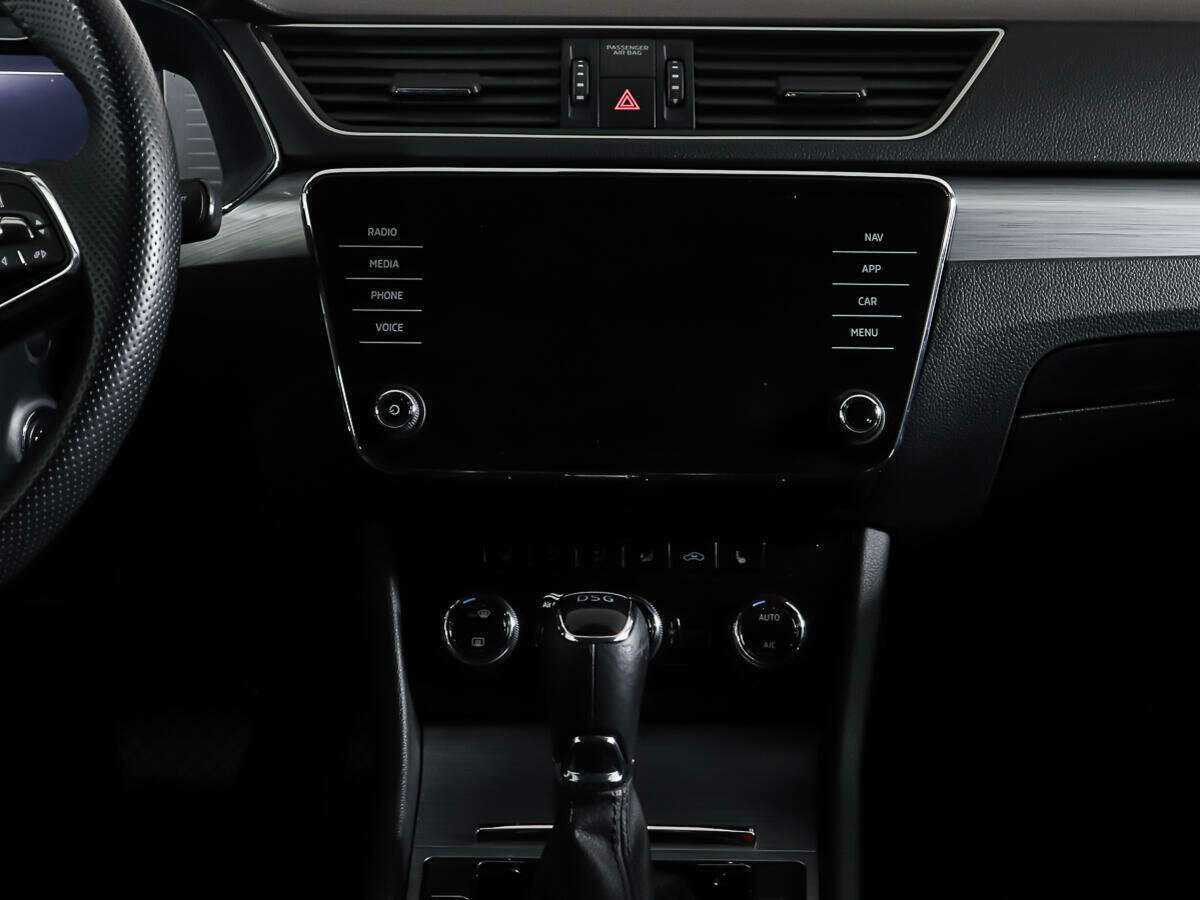 Skoda Superb с пробегом — 2020 год. Фото: #11