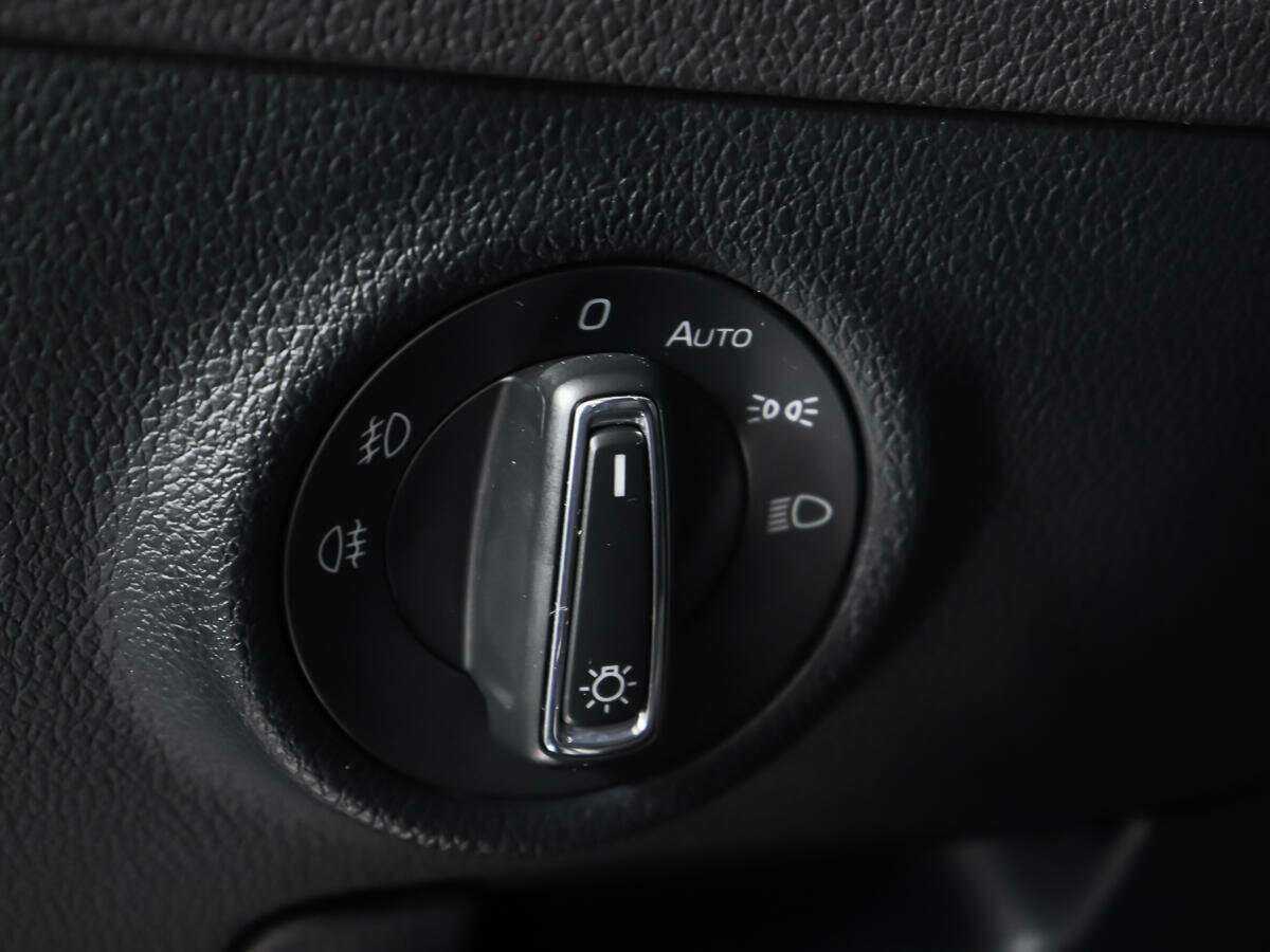 Skoda Superb с пробегом — 2020 год. Фото: #18