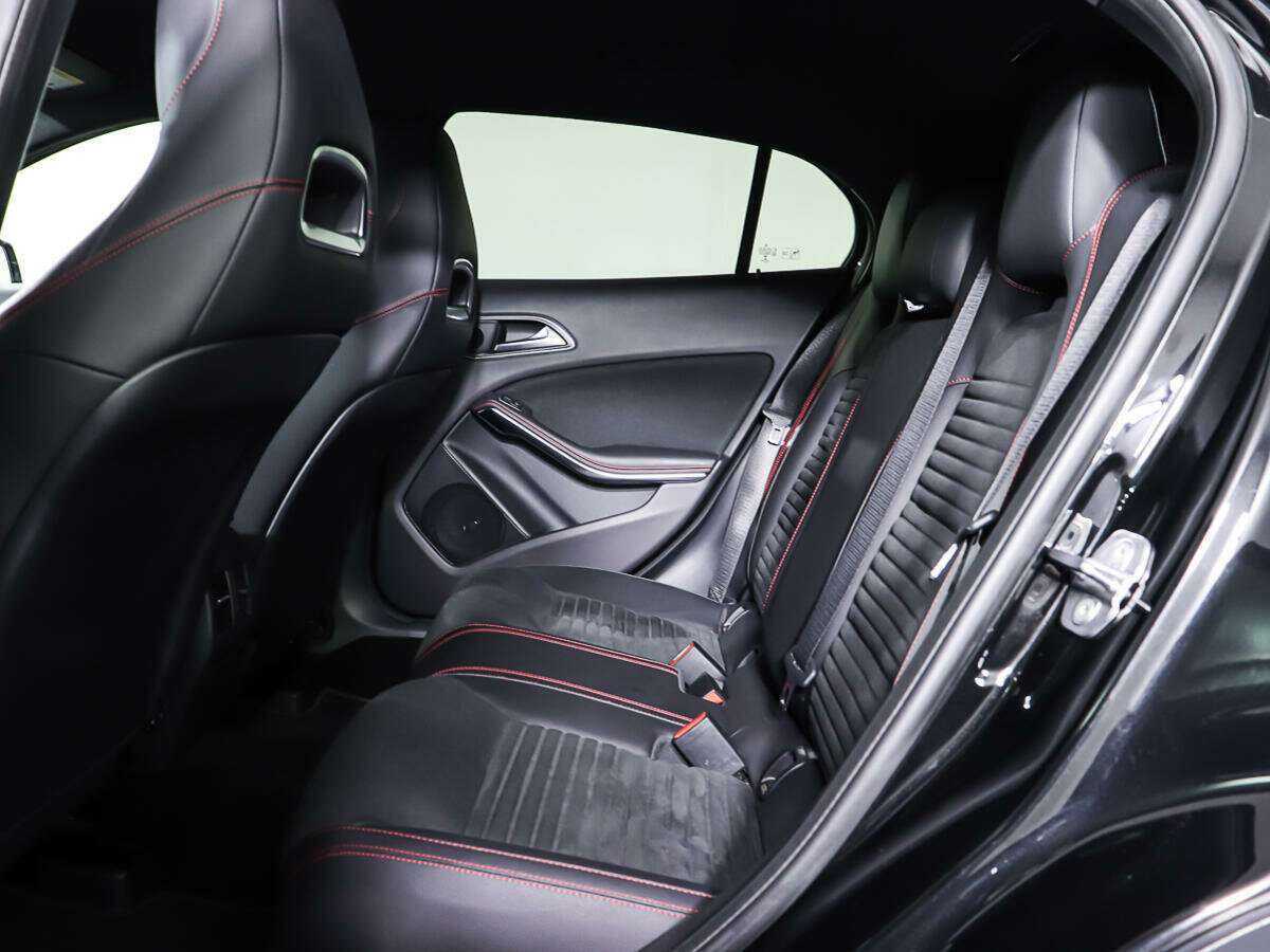 Mercedes-Benz GLA с пробегом — 2018 год. Фото: #8