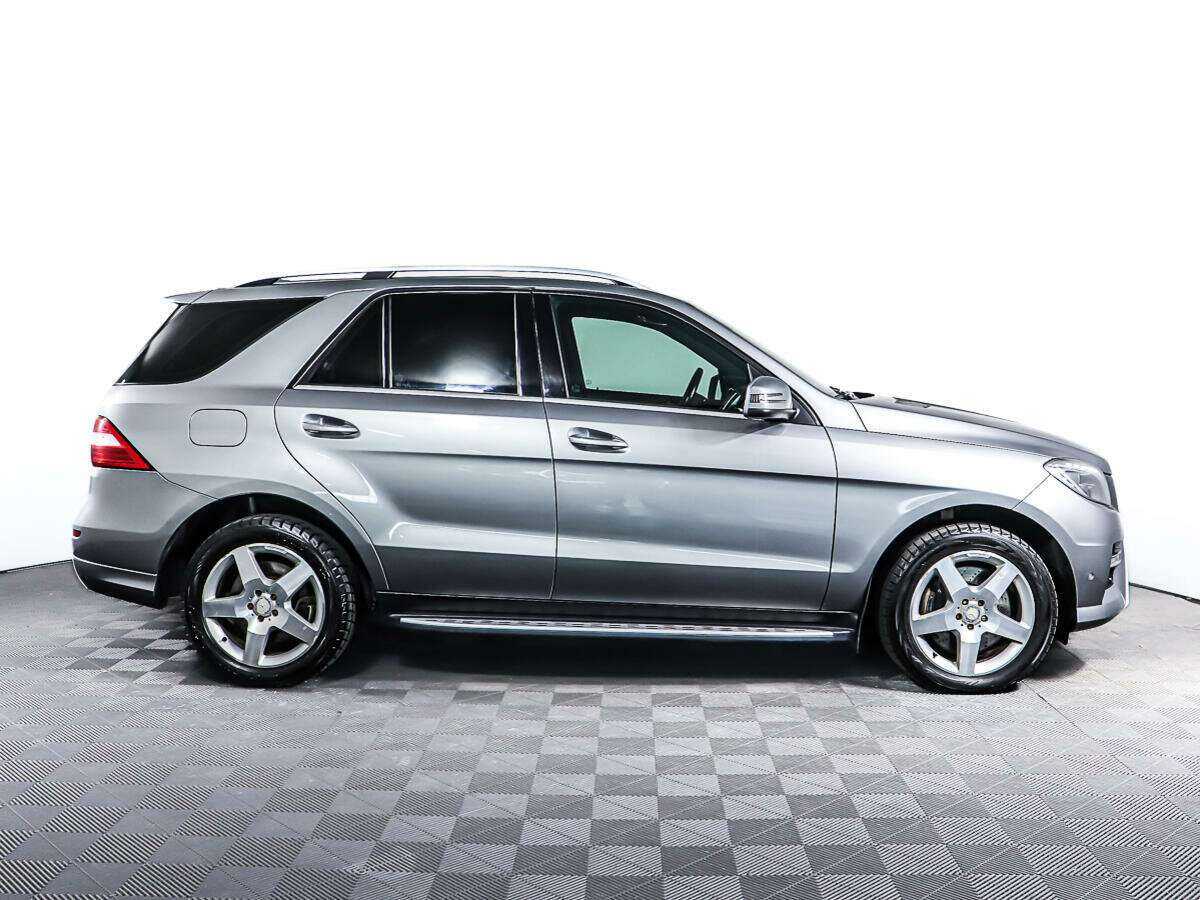 Mercedes-Benz M-Класс с пробегом — 2013 год. Фото: #3