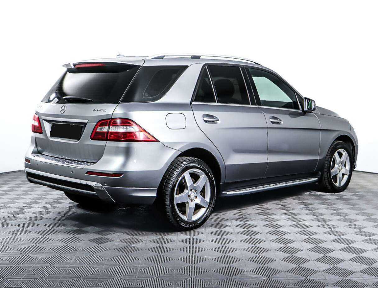 Mercedes-Benz M-Класс с пробегом — 2013 год. Фото: #4