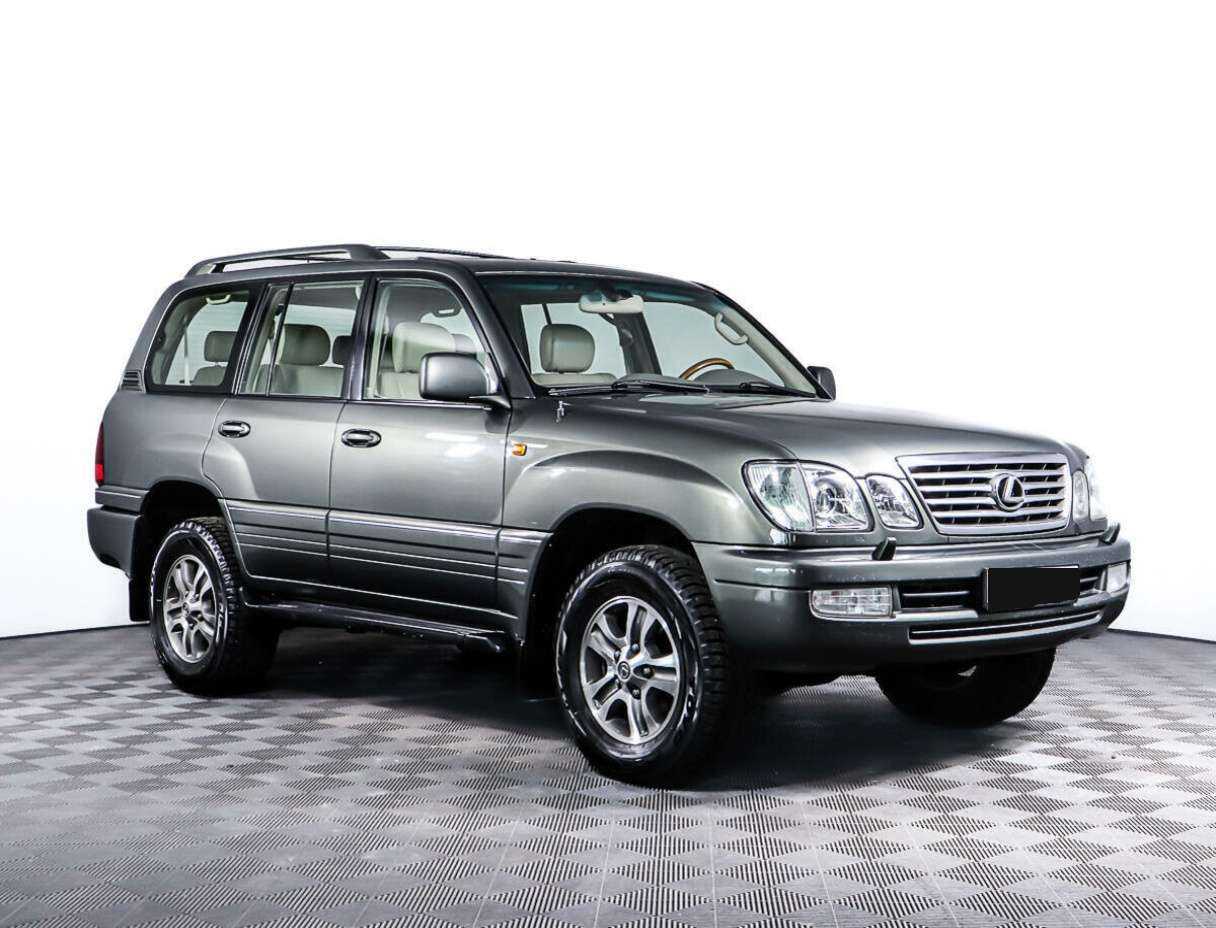 Lexus LX с пробегом — 2005 год. Фото: #2