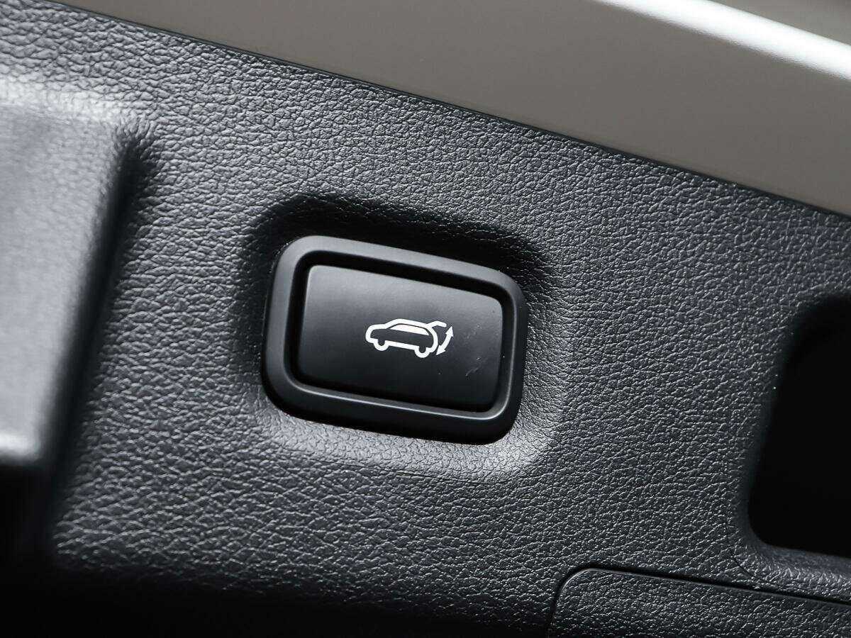 Hyundai Santa Fe с пробегом — 2022 год. Фото: #16