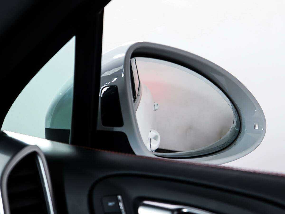 Porsche Cayenne с пробегом — 2017 год. Фото: #18