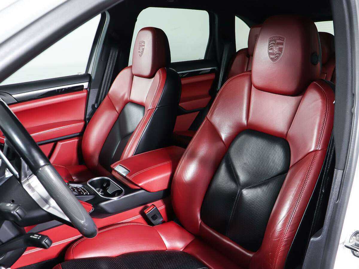 Porsche Cayenne с пробегом — 2017 год. Фото: #25