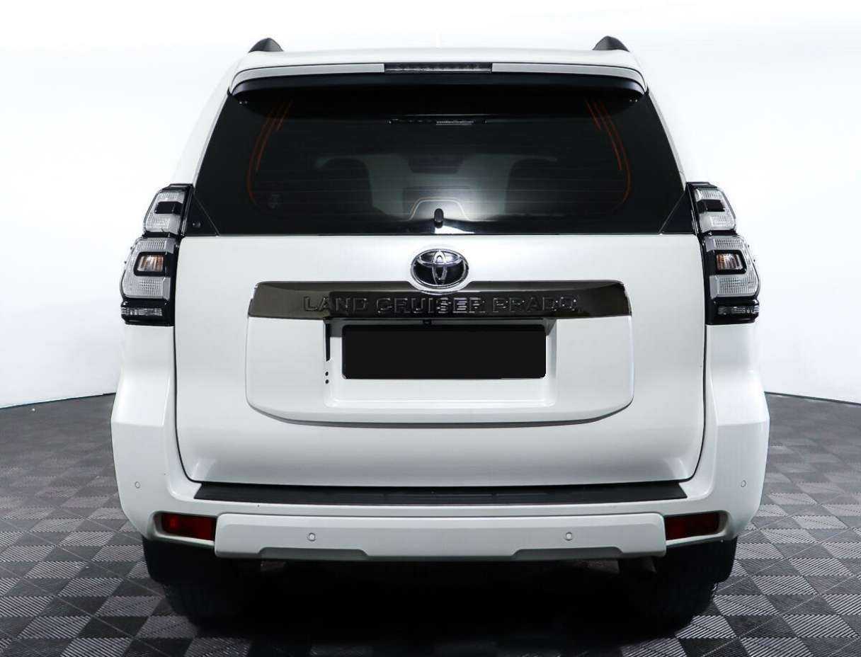 Toyota Land Cruiser Prado с пробегом — 2020 год. Фото: #5