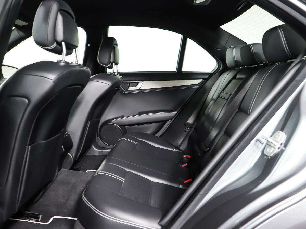 Mercedes-Benz C-Класс с пробегом — 2011 год. Фото: #10