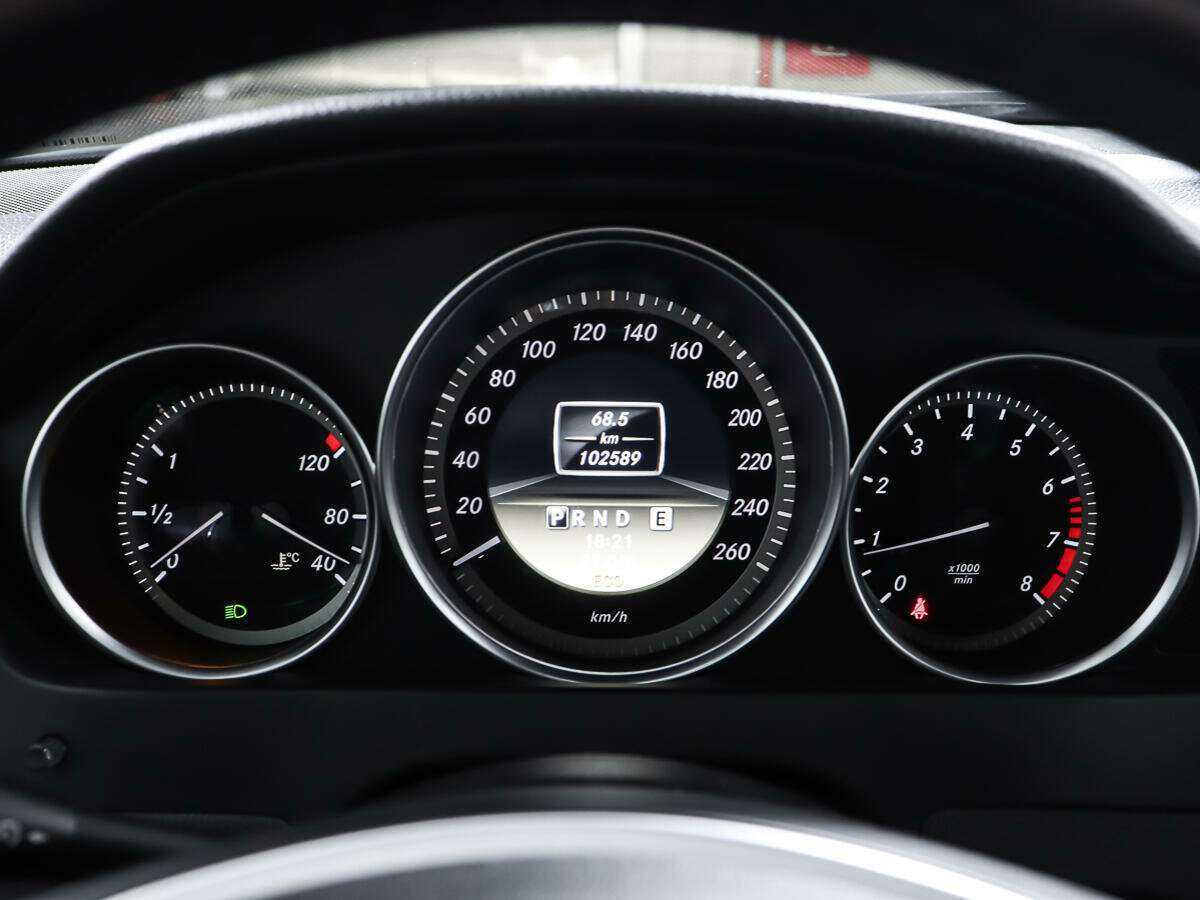 Mercedes-Benz C-Класс с пробегом — 2011 год. Фото: #14