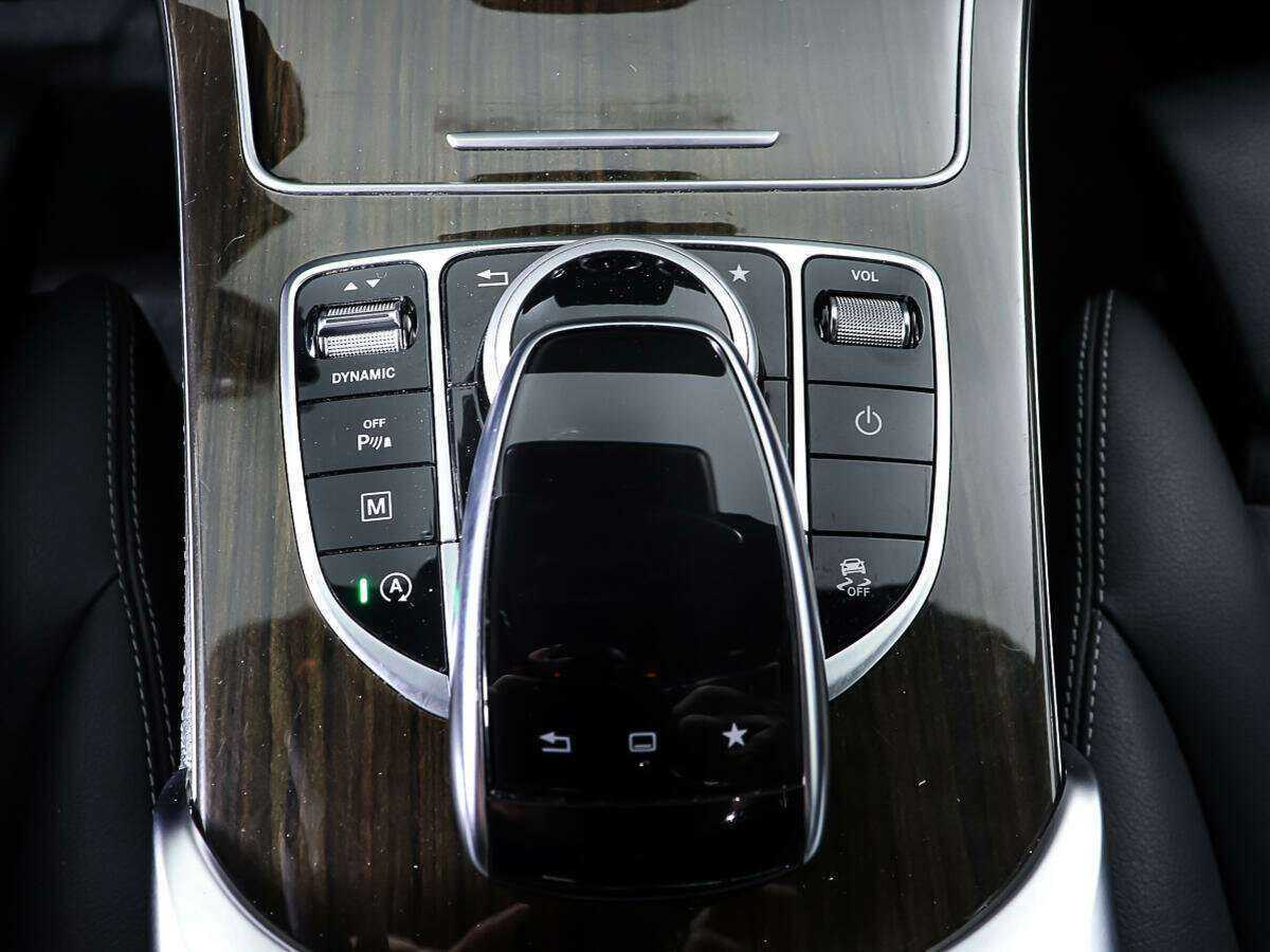 Mercedes-Benz GLC с пробегом — 2016 год. Фото: #17