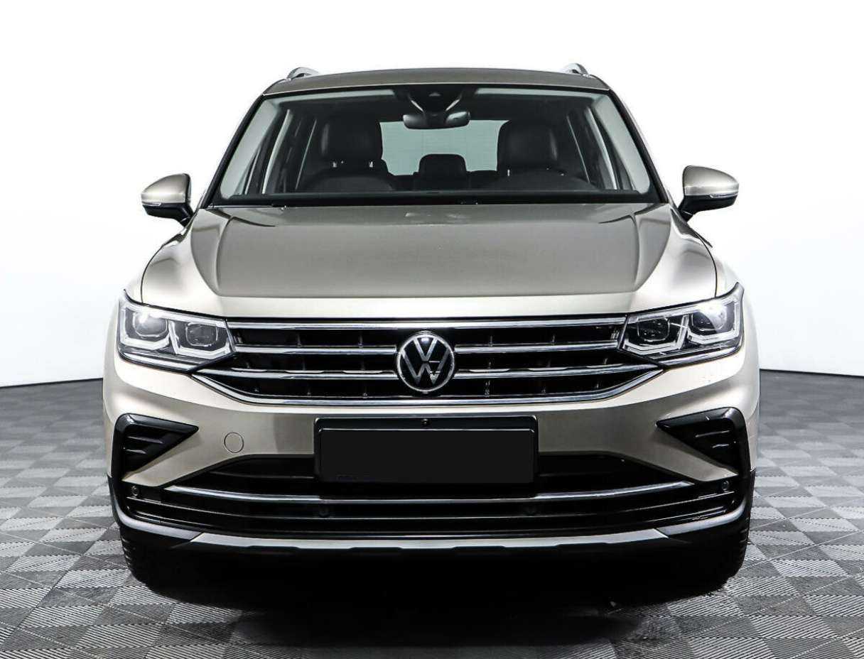 Volkswagen Tiguan с пробегом — 2021 год. Фото: #1
