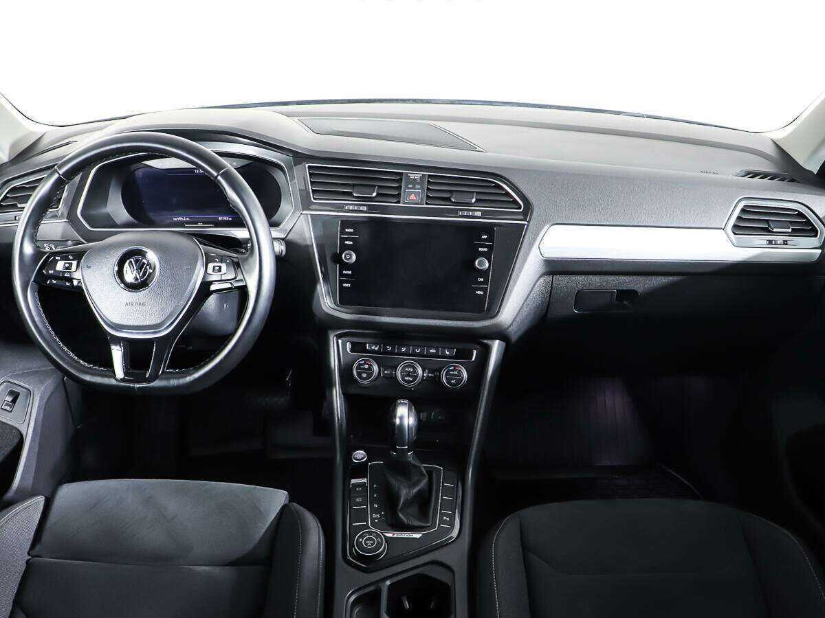 Volkswagen Tiguan с пробегом — 2018 год. Фото: #10