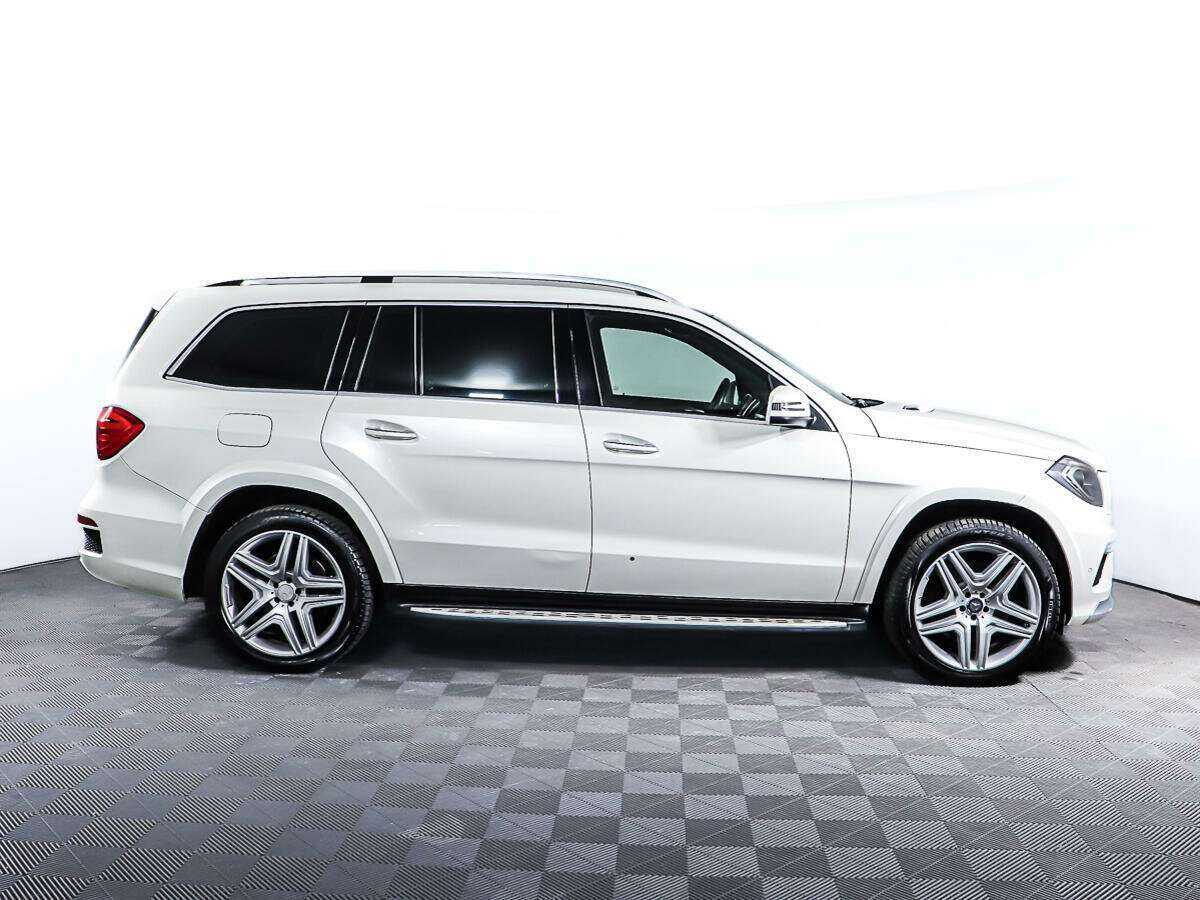 Mercedes-Benz GL-Класс с пробегом — 2014 год. Фото: #3