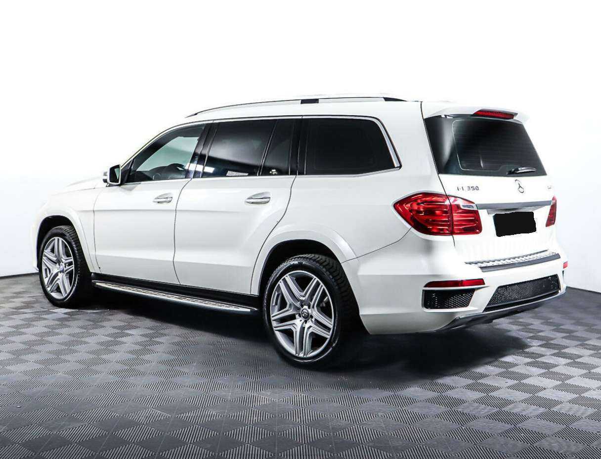 Mercedes-Benz GL-Класс с пробегом — 2014 год. Фото: #6