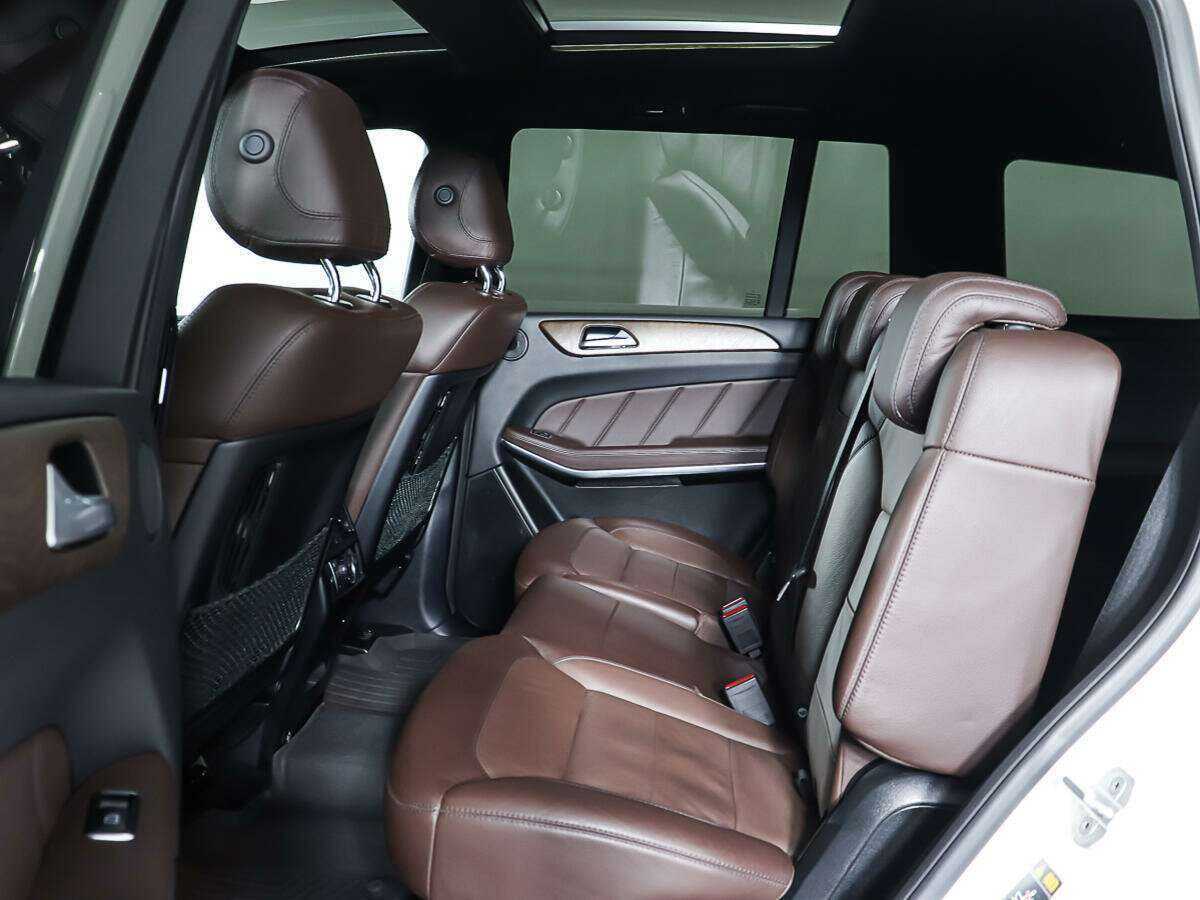 Mercedes-Benz GL-Класс с пробегом — 2014 год. Фото: #11