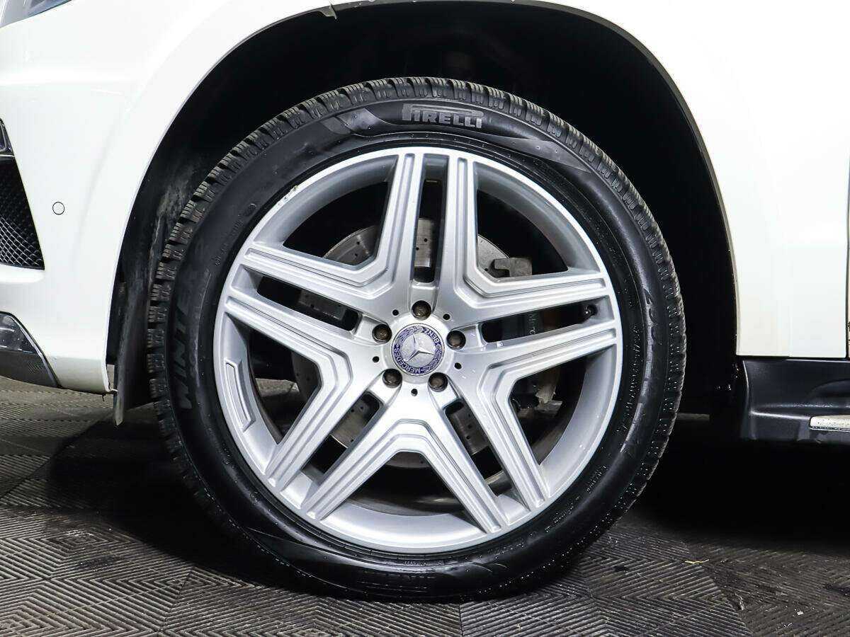 Mercedes-Benz GL-Класс с пробегом — 2014 год. Фото: #18