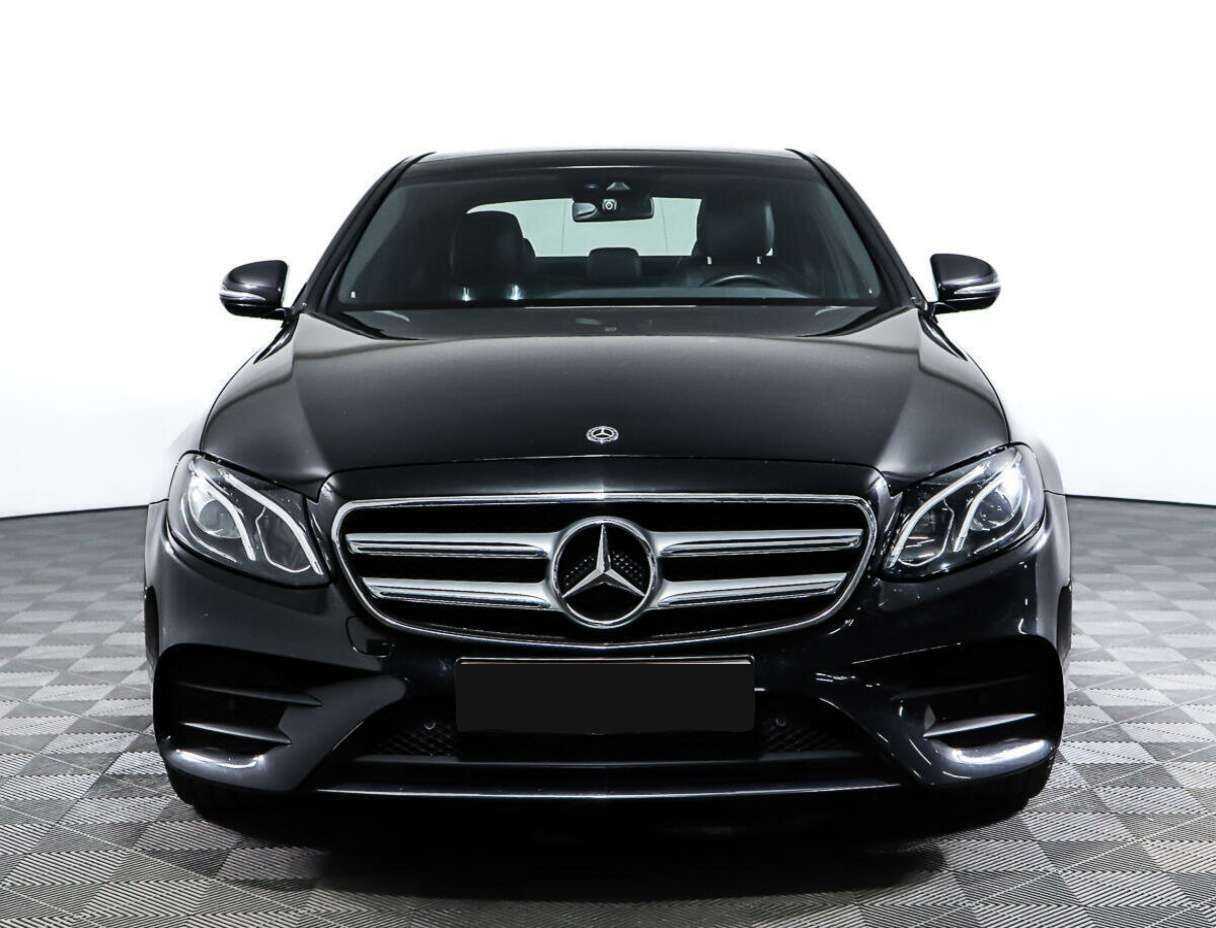 Mercedes-Benz E-Класс с пробегом — 2017 год. Фото: #1