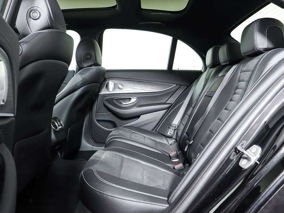 Mercedes-Benz E-Класс с пробегом — 2017 год. Фото: #9