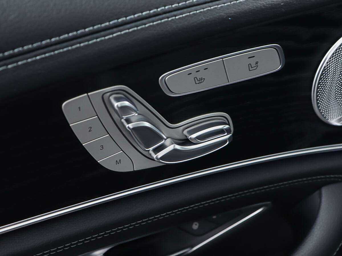 Mercedes-Benz E-Класс с пробегом — 2017 год. Фото: #16