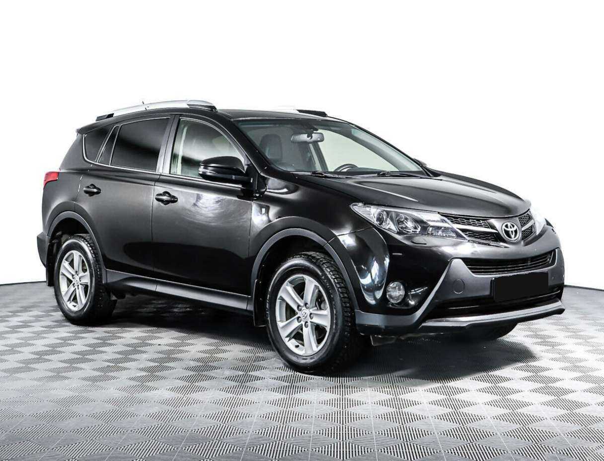 Toyota RAV4 с пробегом — 2014 год. Фото: #2