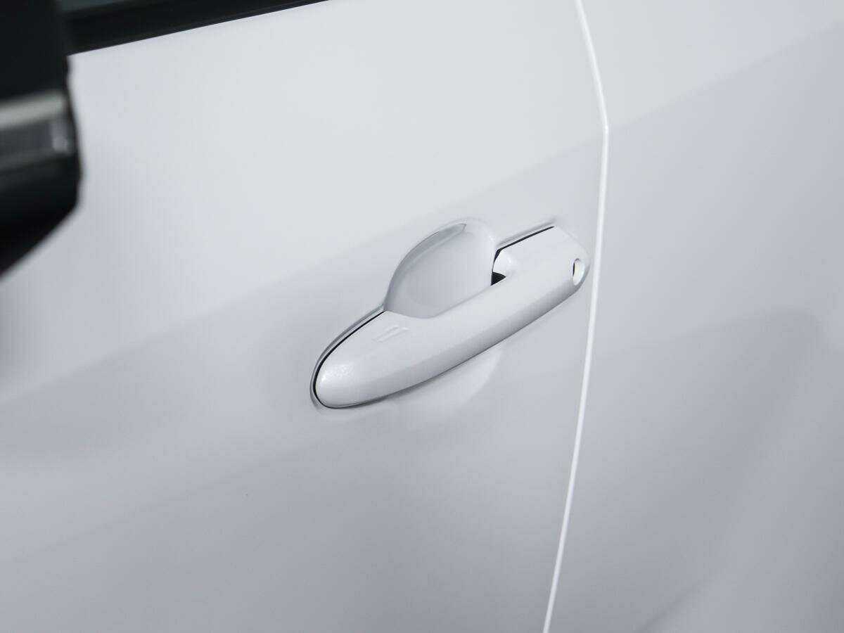 Toyota RAV4 с пробегом — 2023 год. Фото: #15