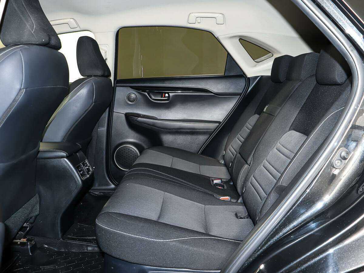 Lexus NX с пробегом — 2020 год. Фото: #9