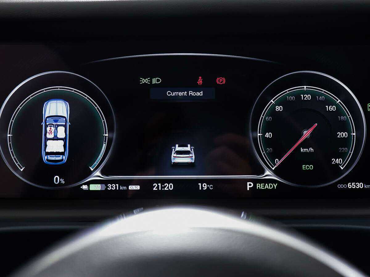 Voyah Free с пробегом — 2022 год. Фото: #13