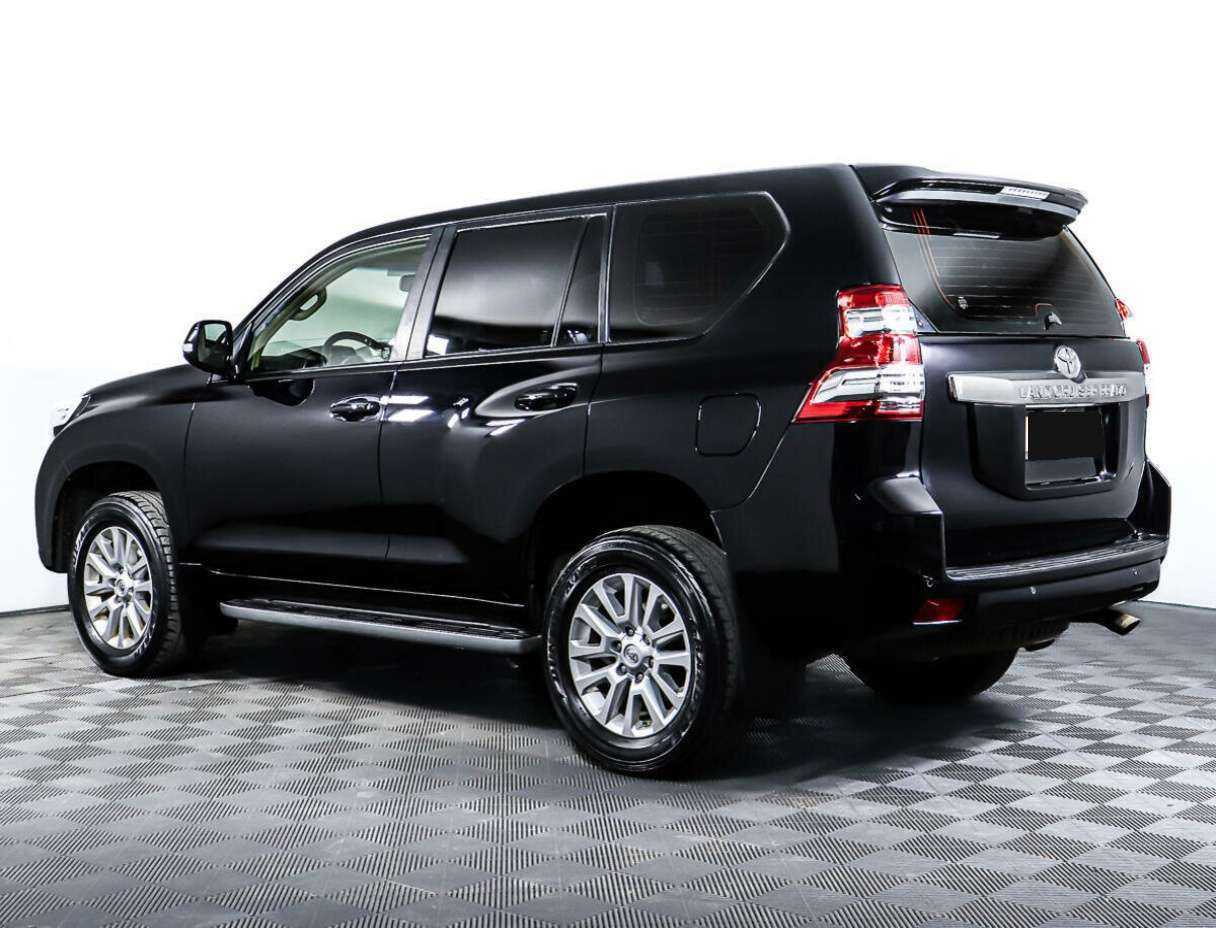Toyota Land Cruiser Prado с пробегом — 2014 год. Фото: #6