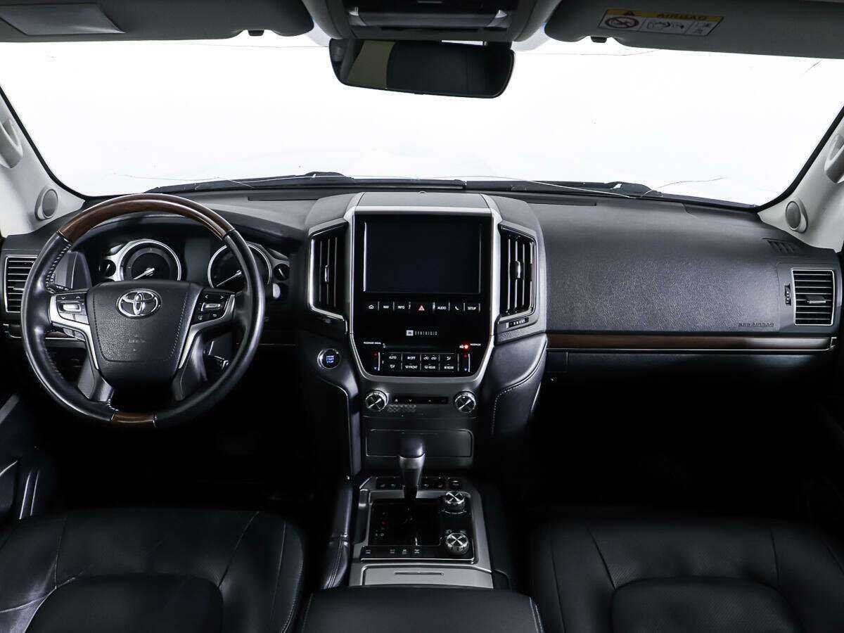 Toyota Land Cruiser с пробегом — 2020 год. Фото: #10