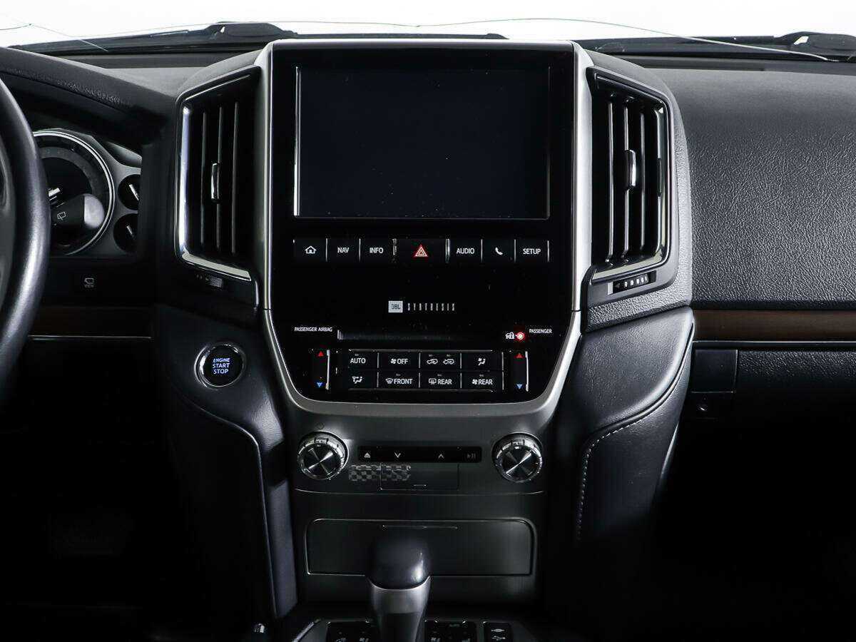 Toyota Land Cruiser с пробегом — 2020 год. Фото: #11