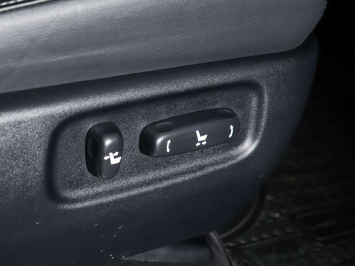 Toyota Land Cruiser с пробегом — 2020 год. Фото: #14