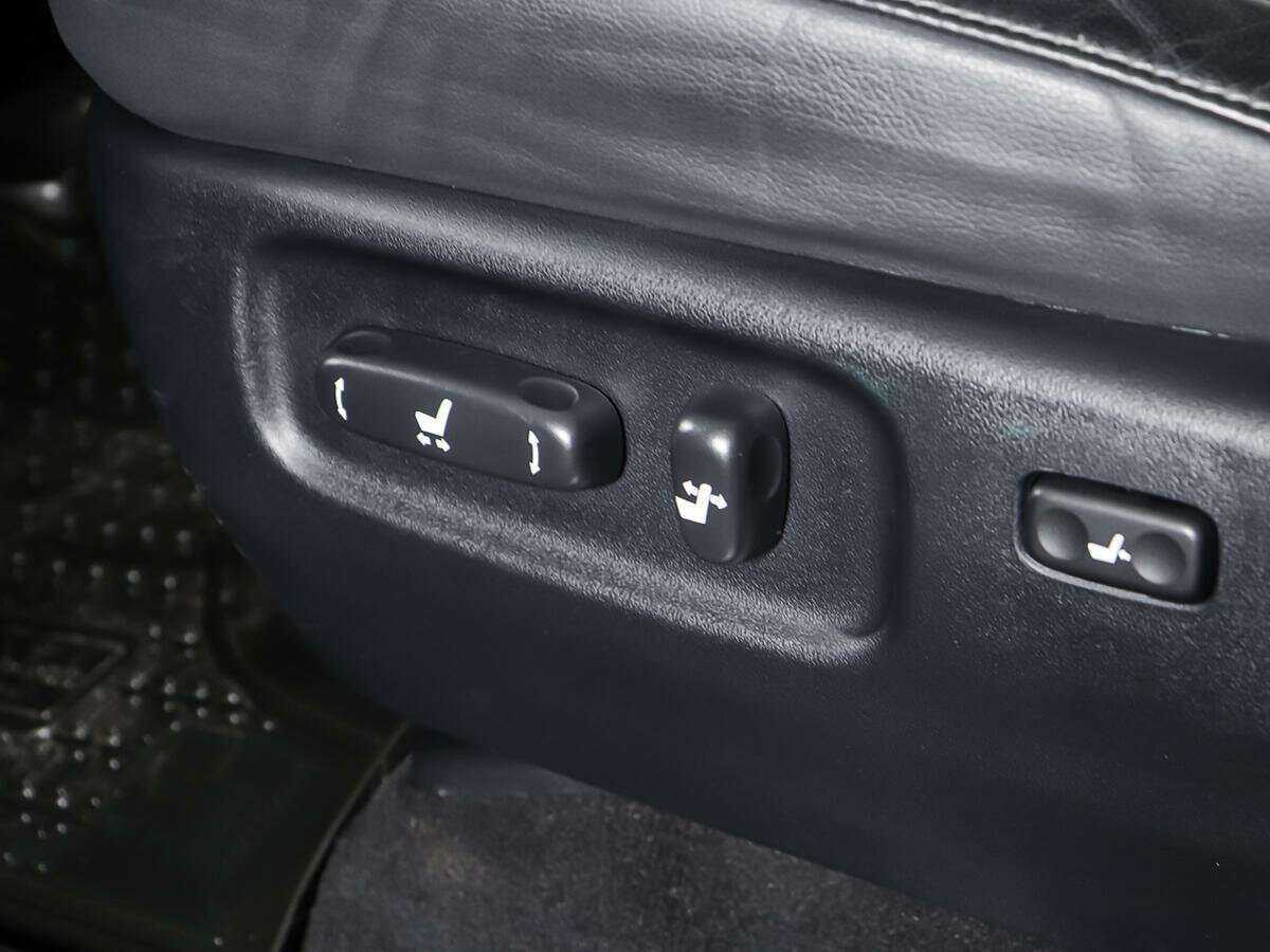 Toyota Land Cruiser с пробегом — 2020 год. Фото: #17