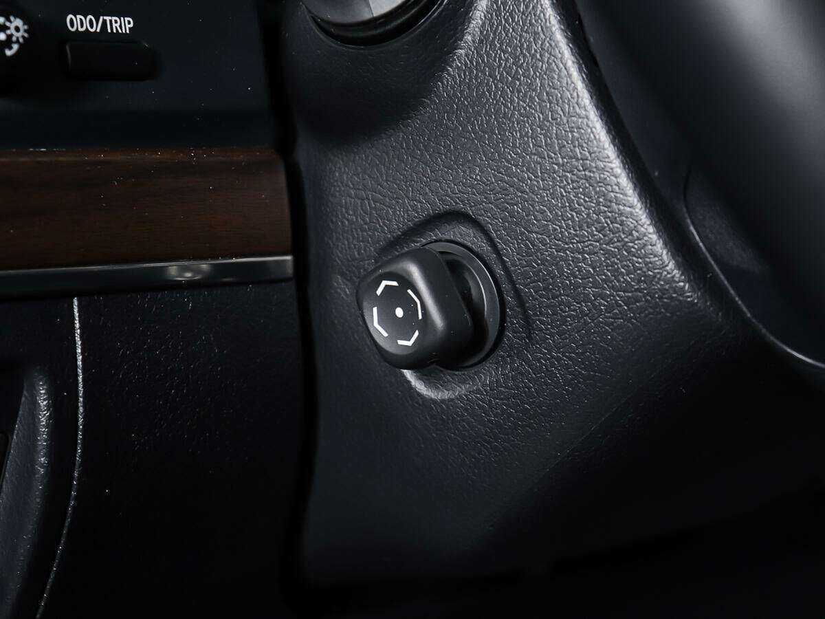 Toyota Land Cruiser с пробегом — 2020 год. Фото: #19