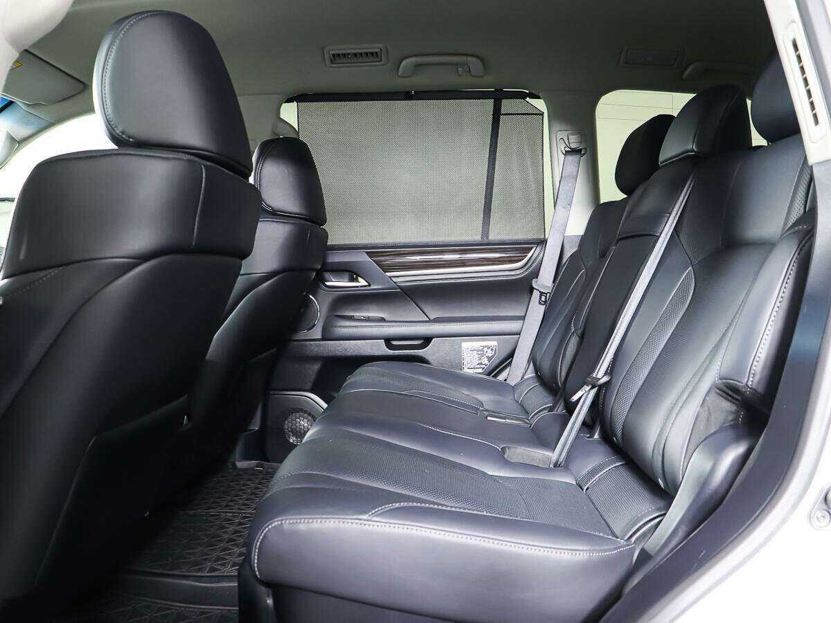 Lexus LX с пробегом — 2016 год. Фото: #8